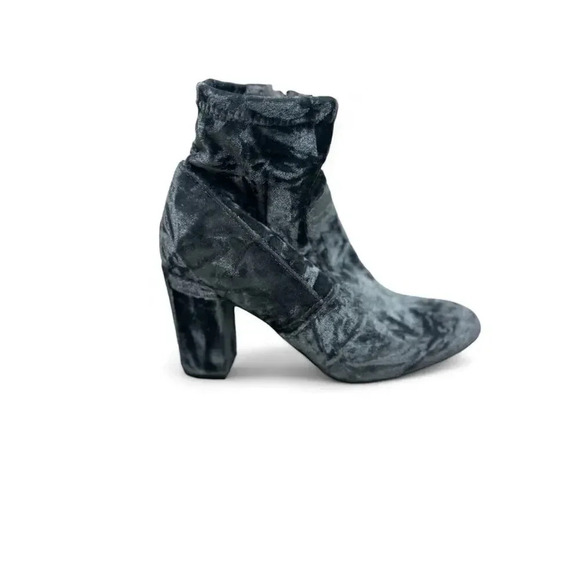 Steve Madden Ankle Booties Tight Velvet Blue Gray Size 6 1/2 Zip - Picture 6 of 11